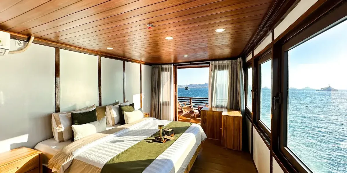 Neptune Cruise Phinisi | Neptune Mansard II | Komodo Tour | Komodo Luxury