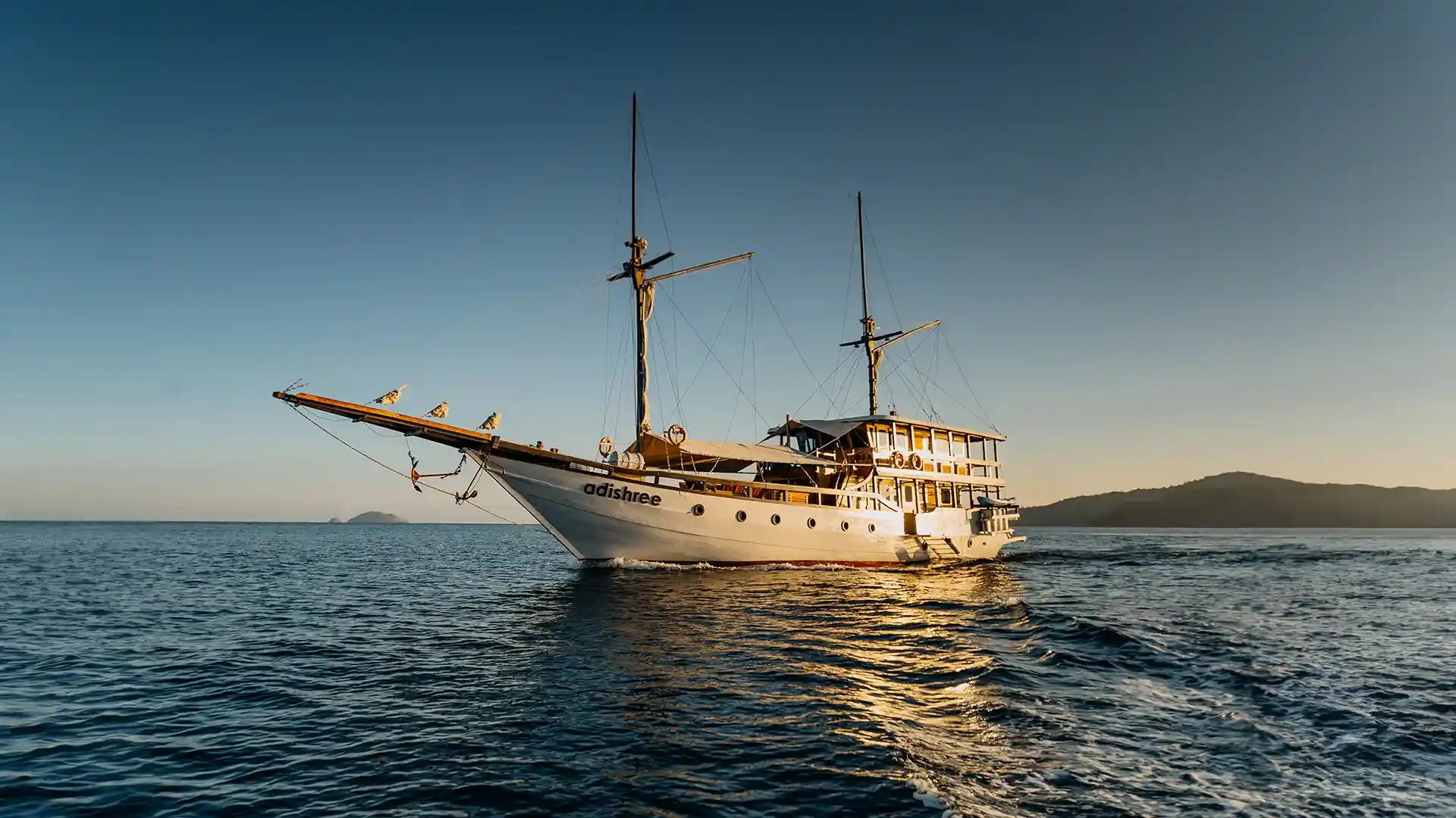 Adishree Yacht Cruise Phinisi Charter by Komodo Luxury