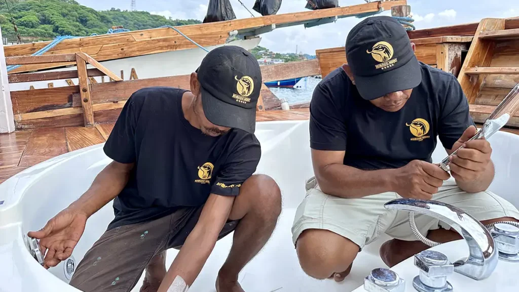 Boat Repair Service | Komodo Luxury