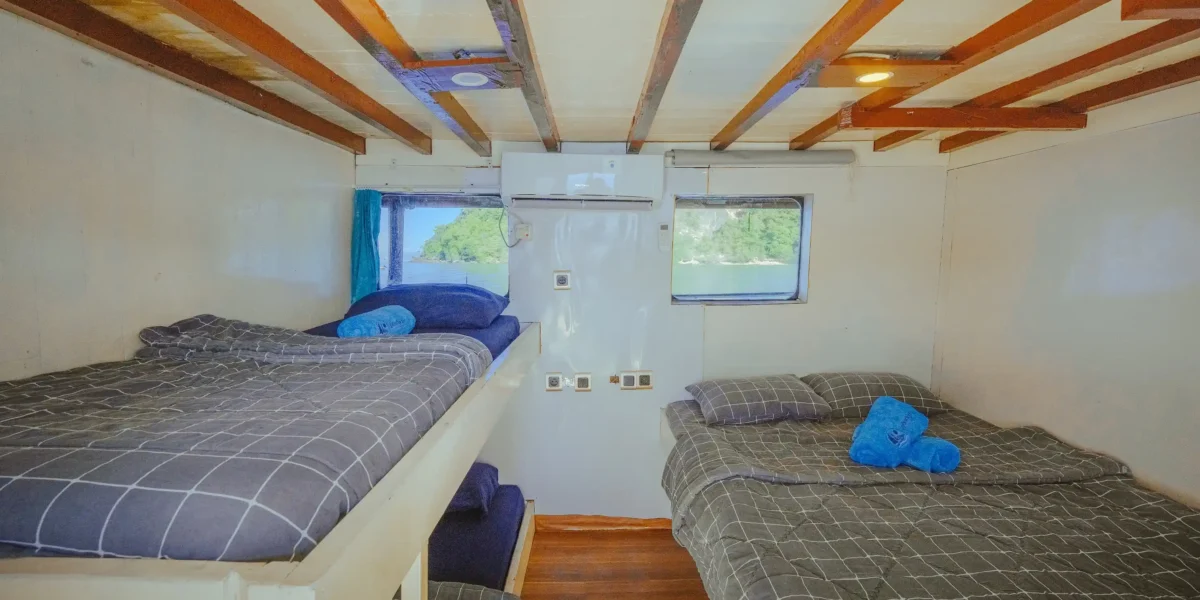 Lamborajo 1 Phinisi Boat Charter | Lamborajo 1 Phinisi Full Ocean Cabin | Komodo Luxury