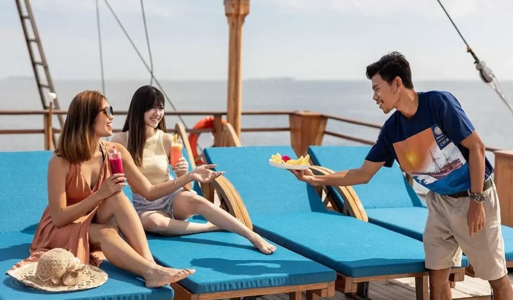 Luxury Komodo Yacht Charter Price for Private Cruises