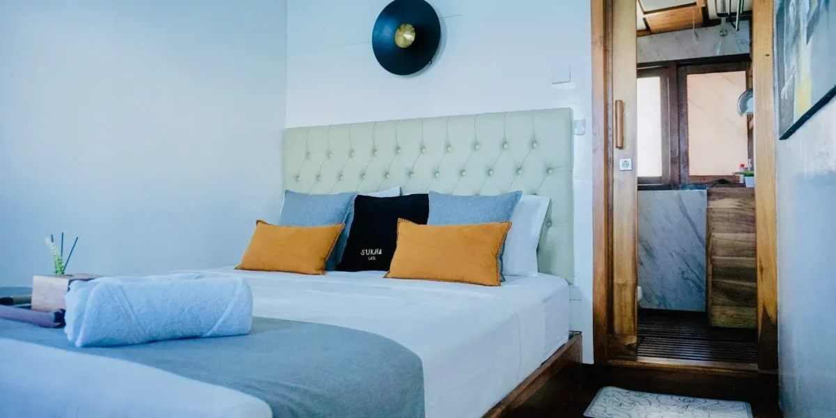 Manjarite Cabin Sukha Sail Phinisi