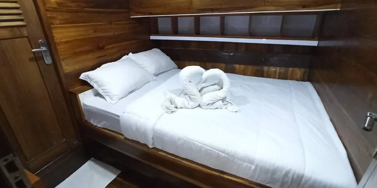 Riley-Superior-Cabin