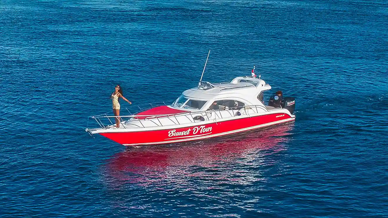 Sunset Speedboat Charter by Komodo Luxury