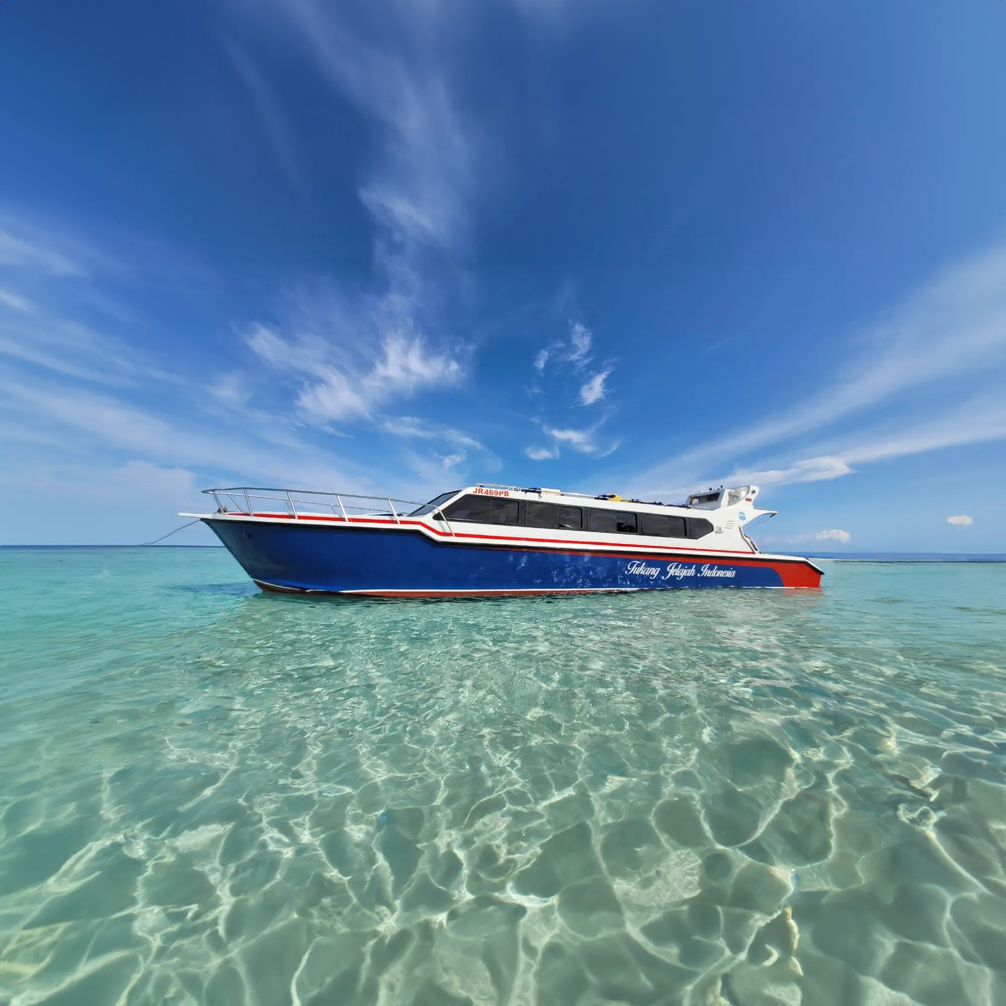 TJI Speedboat - KomodoLuxury