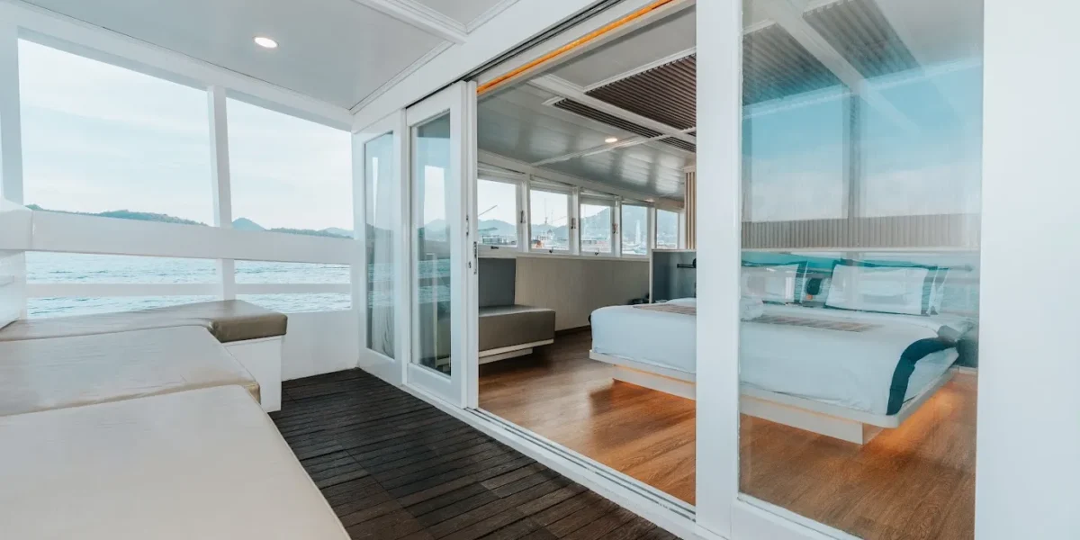Tara Phinisi Cruise Boat Charter | Tara Master Cabin Balcony | Komodo Luxury