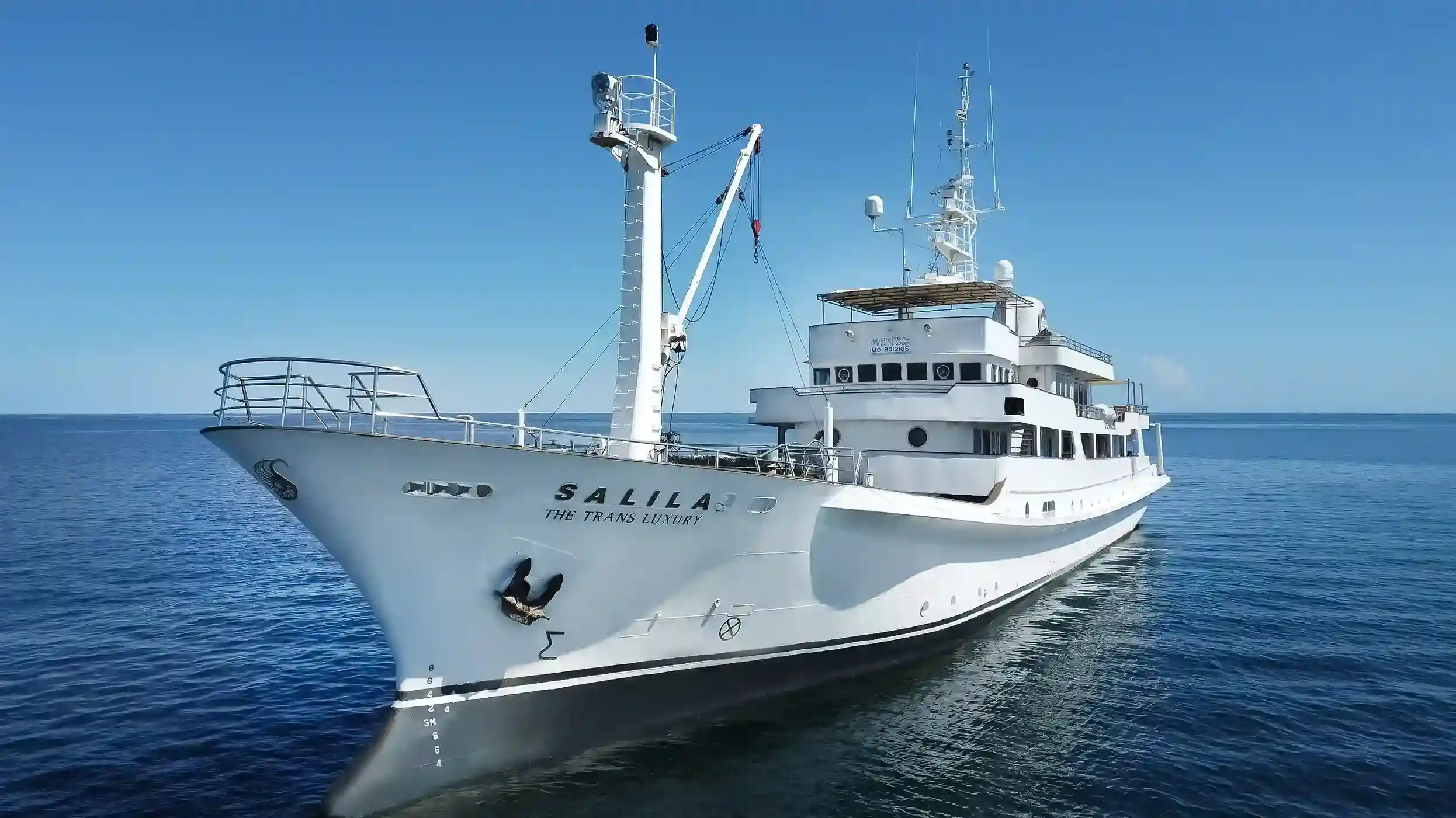 The Trans Luxury Yacht Cruise - KomodoLuxury