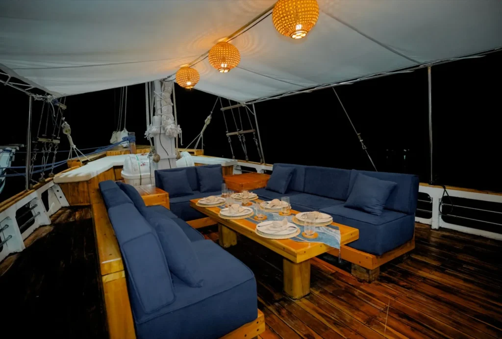 Lounge Deck in Barakati Phinisi | Komodo Island tour | Komodo Luxury