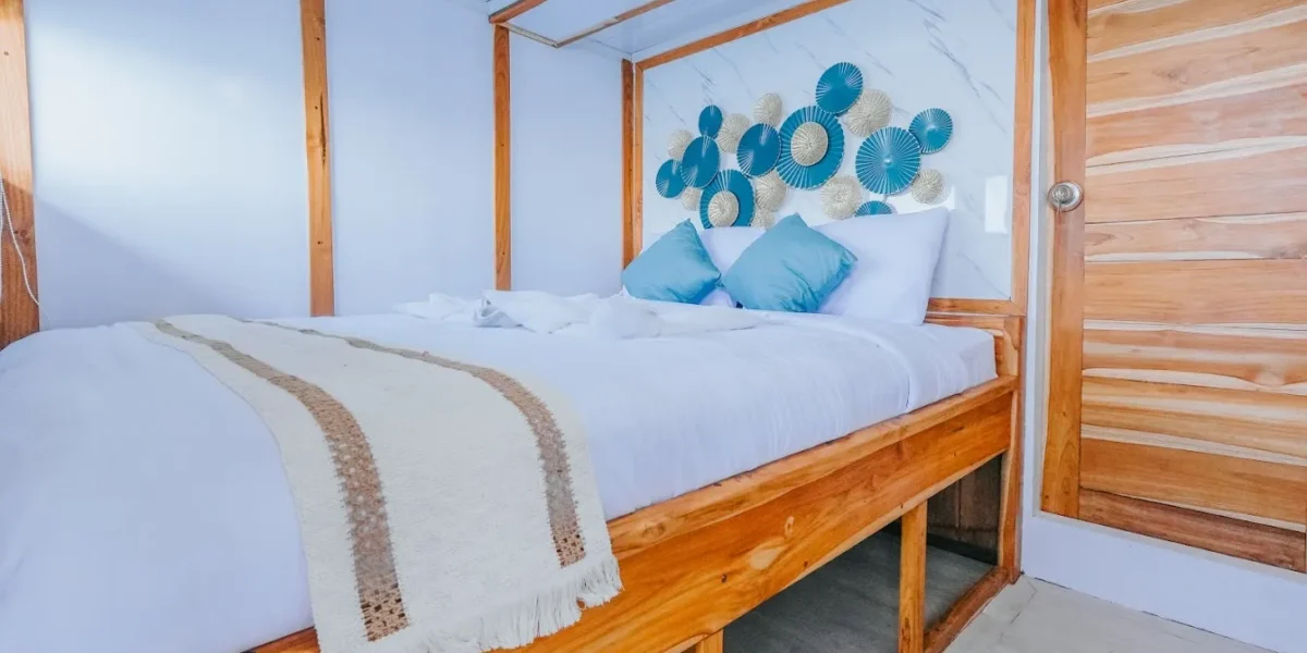 Bombana 2 Phinisi Cruise Boat Charter | Bombana 2 Private Cabin Room | Komodo Tour | Komodo Luxury