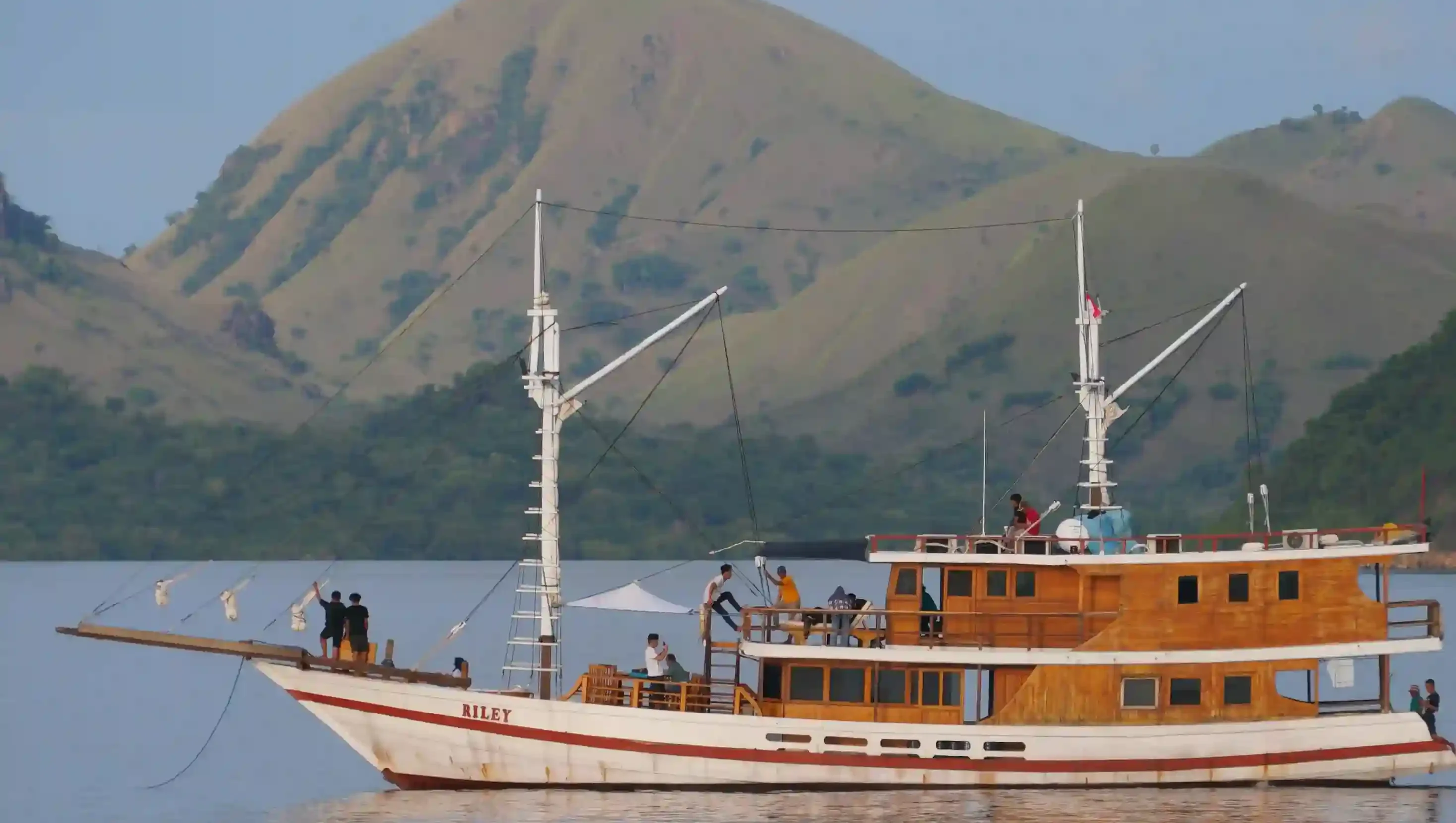 Why Choose Komodo Sailing Trip | Komodo Luxury