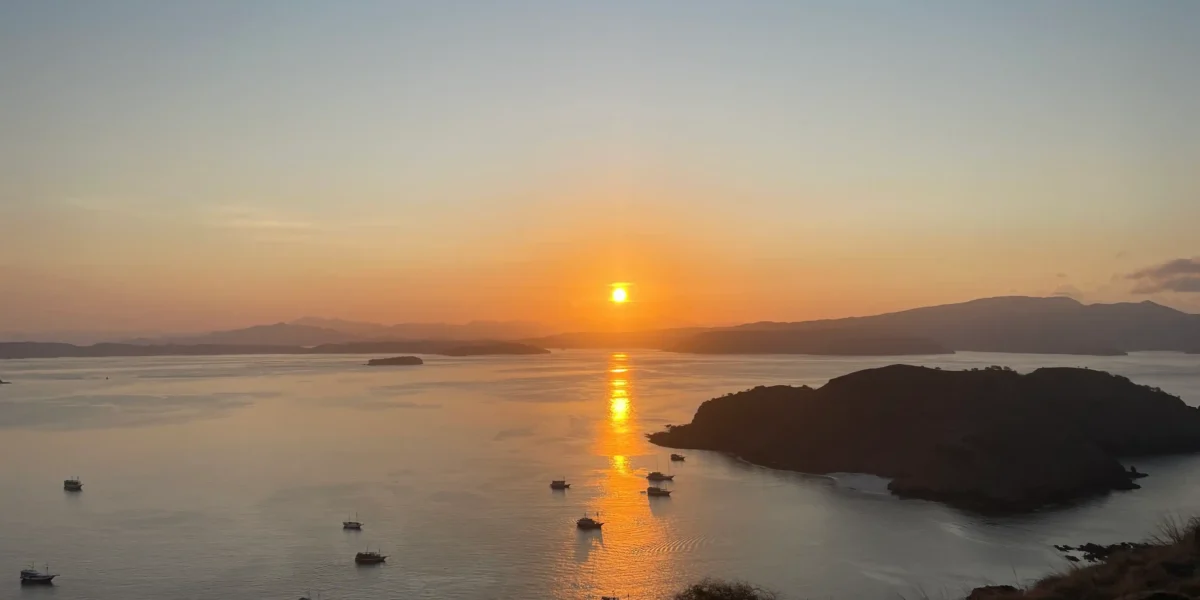 Sunrise at Top of Padar Island | Trekking Activity | Komodo National Park | Komodo Luxury