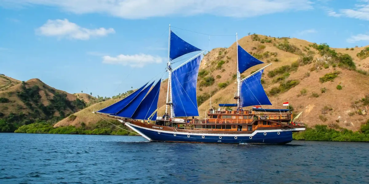 Labuan Bajo Yacht Rental Price 2026: Costs & What to Expect