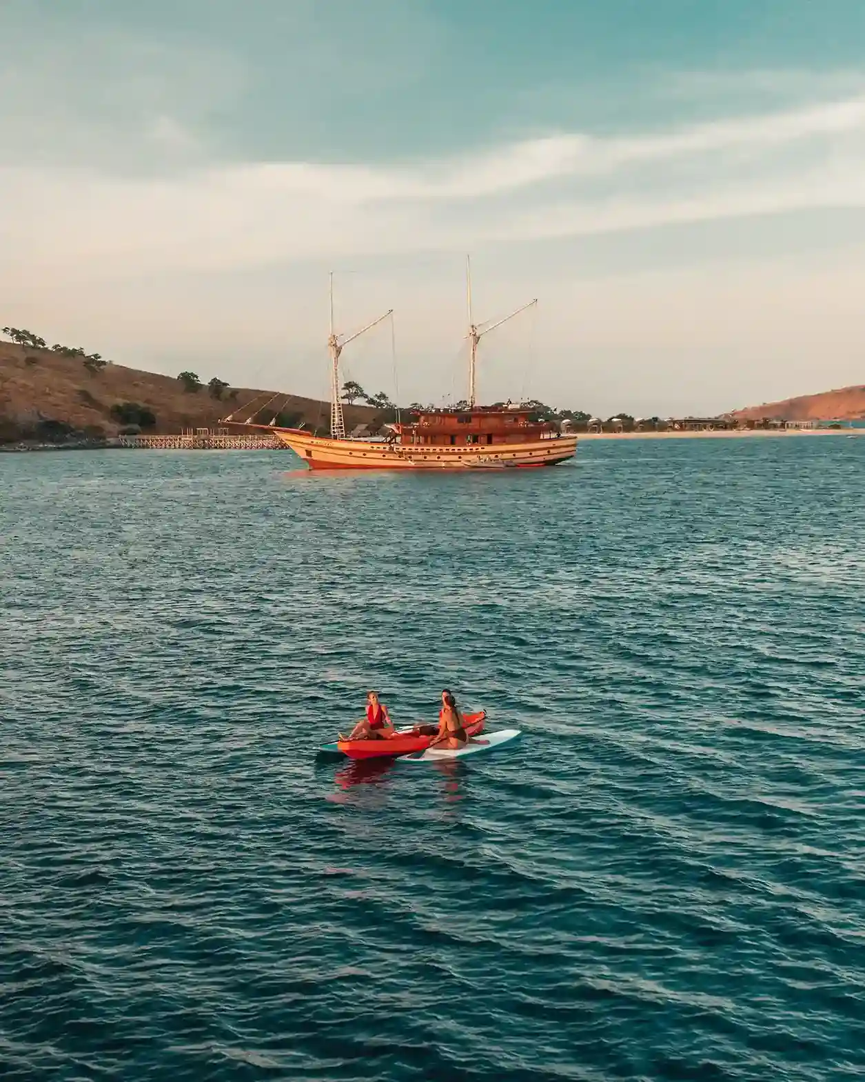 Yacht Charter Activities & Amenities | Komodo Luxury