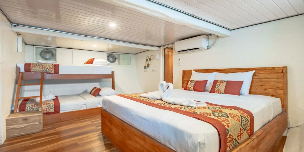 Magika Phinisi Liveabord | Family Cabin Magika Phinisi | Komodo Luxury