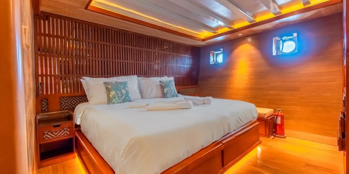 Sanctuary Phinisi | Cabin Lower Deck twin 2 | Komodo Luxury
