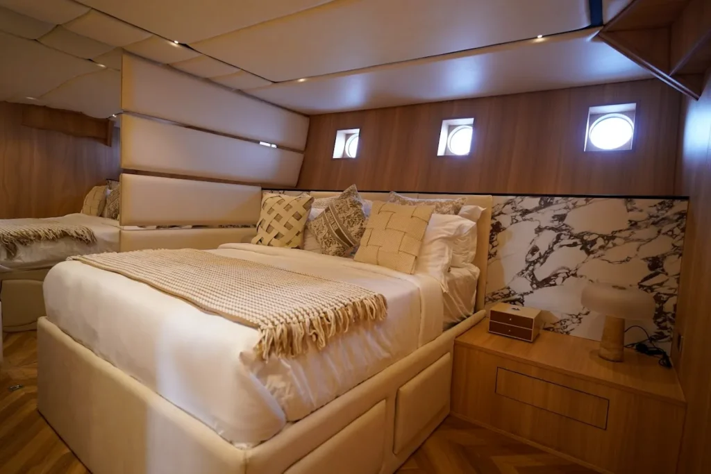 Lower Cabin 1 Kayra Phinisi | Kayra Phinisi Boat Charter | Komodo Luxury
