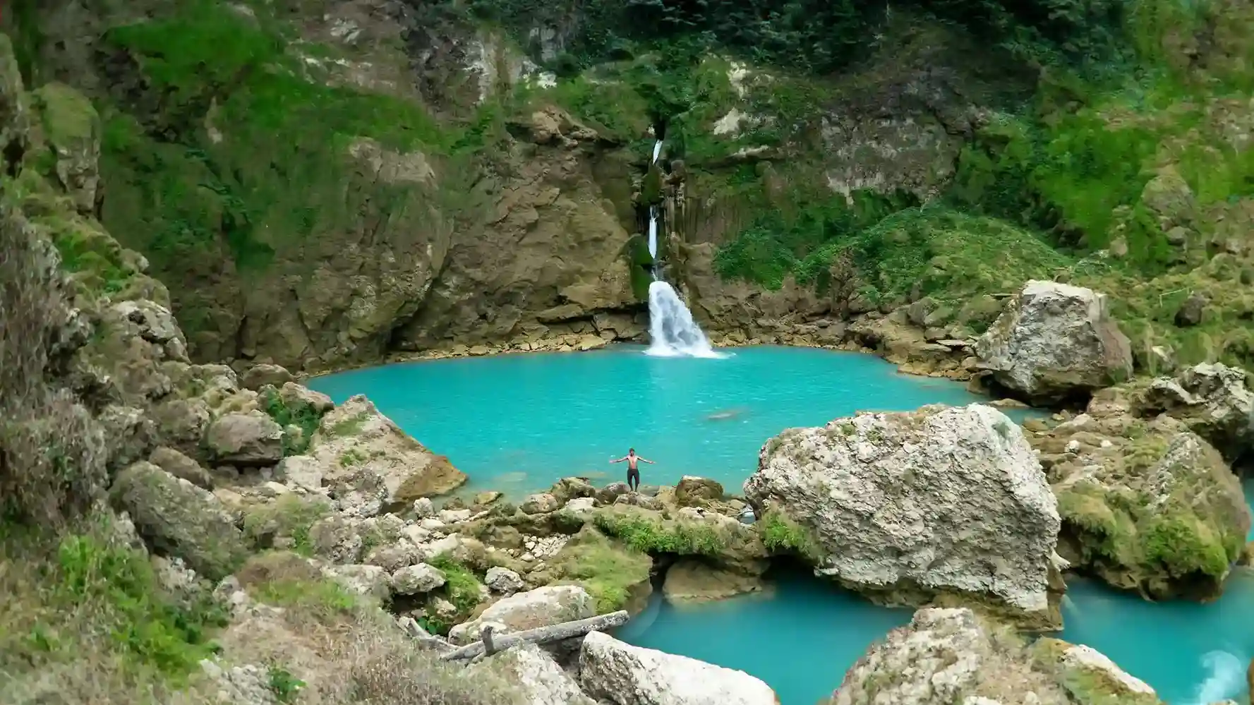 Matayangu Waterfall, Sumba