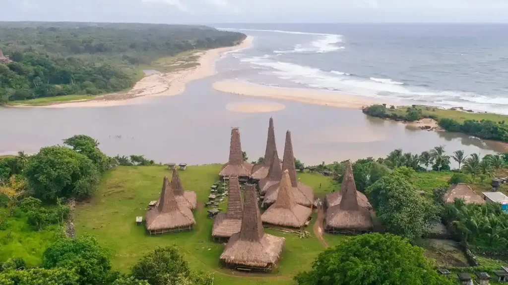 Ratenggaro Village | Sumba Sumba Tour by IndonesiaJuara Trip