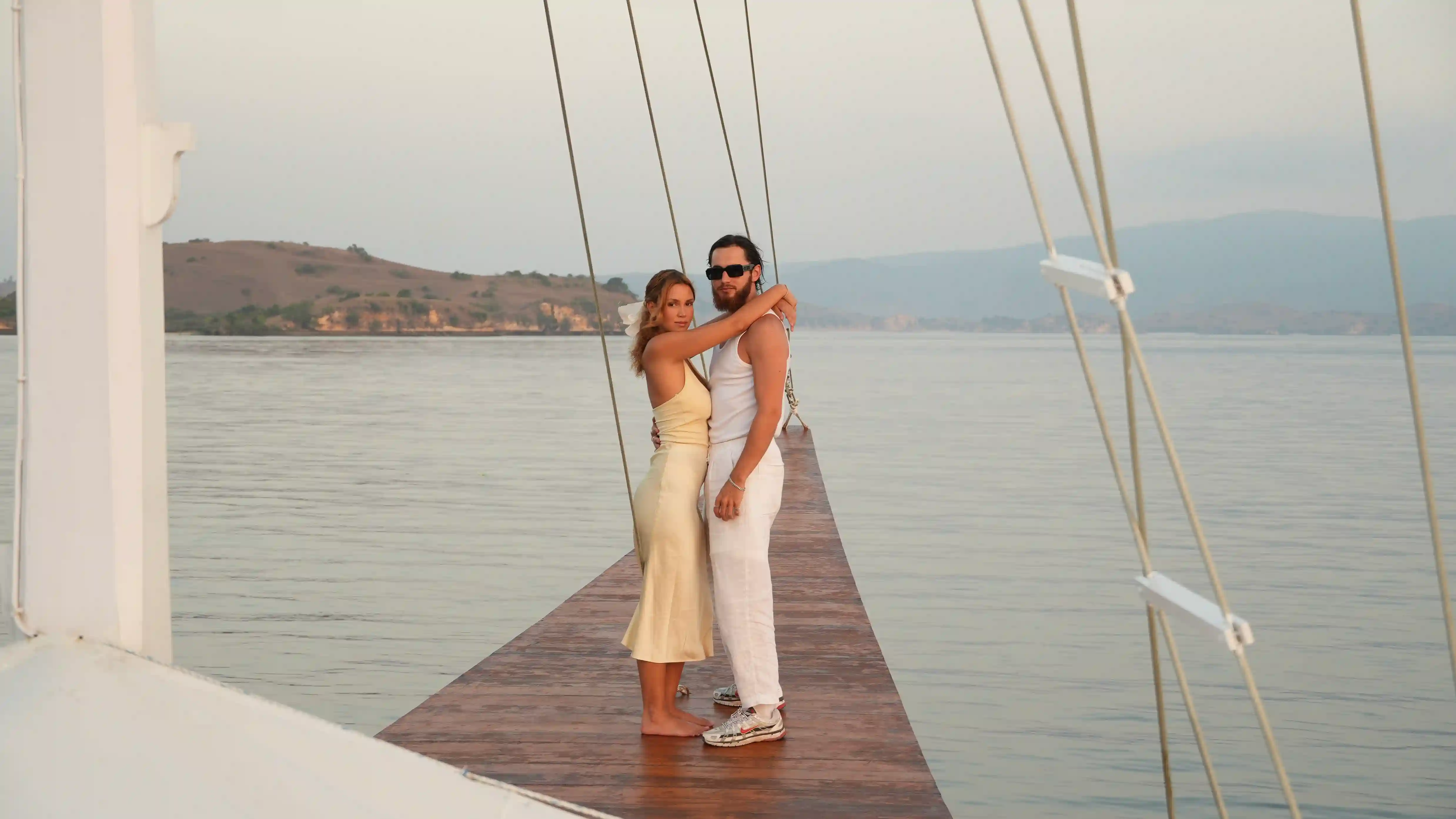 Honeymoon Yacht Charters in Indonesia | Komodo Luxury