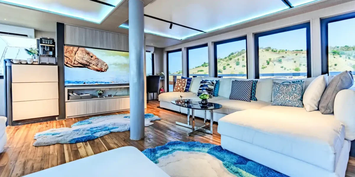 Kayra Phinisi Yacht | Komodo Luxury