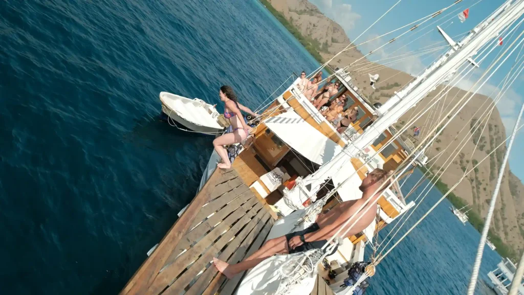Guest Moment While Sailing Yacht Charter | Komodo Luxury