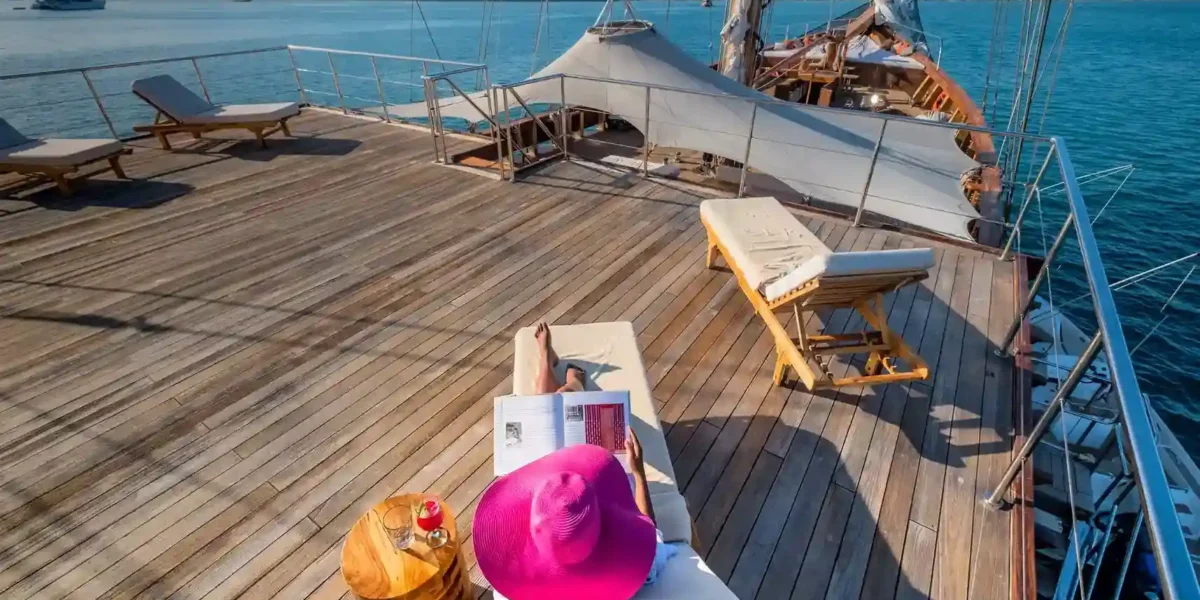 Upper Deck on Lamima Phinisi | Komodo Island Tour | Komodo Luxury