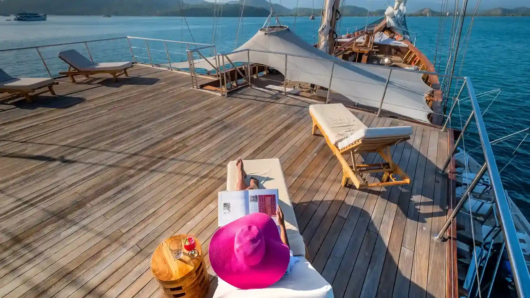 Upper Deck on Lamima Phinisi | Komodo Island Tour | Komodo Luxury