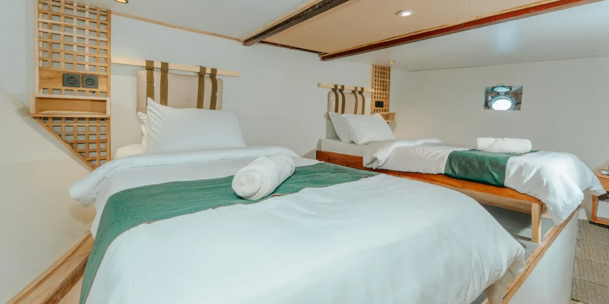 Marea Phinisi Boat Charter | Sharing Cabin 2 | Komodo Tour | Komodo Luxury