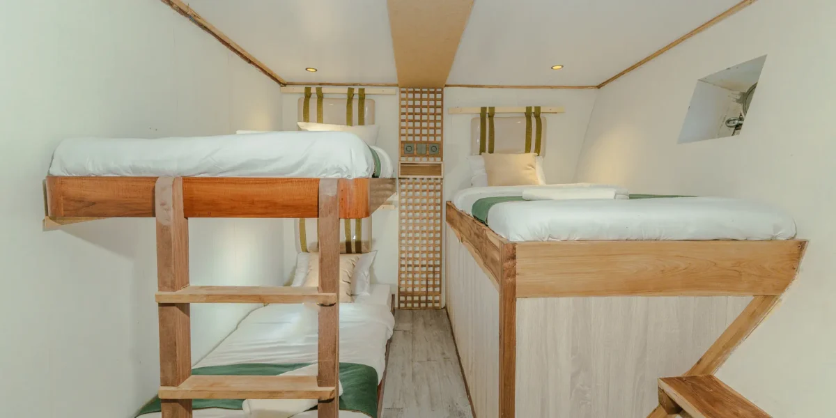 Marea Phinisi Boat Charter | Sharing Cabin 3 | Komodo Tour | Komodo Luxury