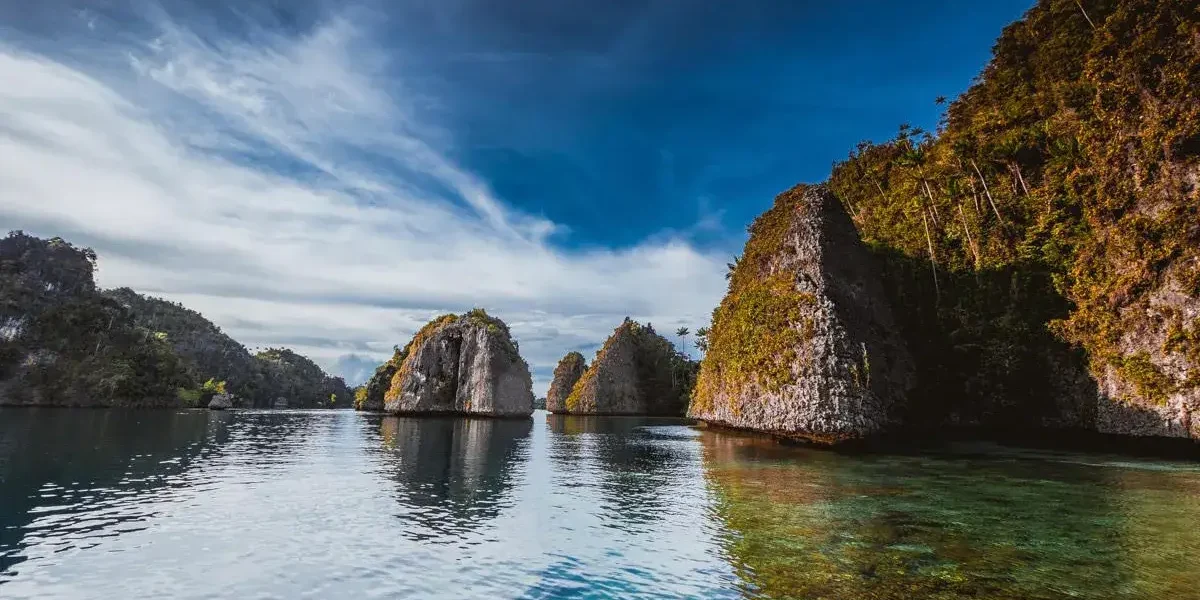 Raja Ampat Island | Raja Ampat Liveaboard | Komodo Luxury