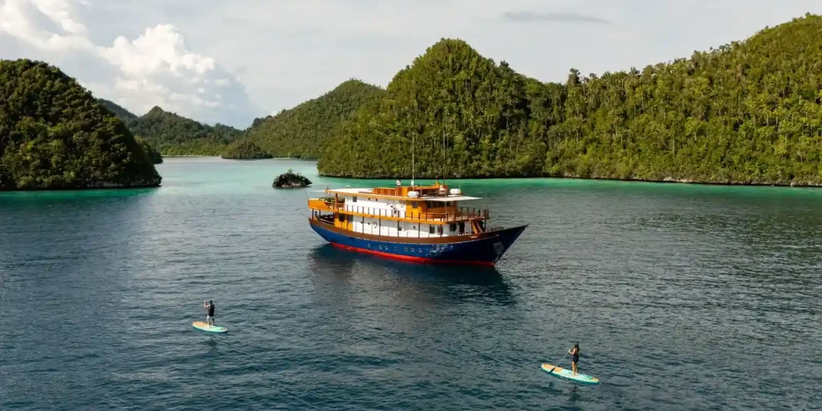 Rebel Voyage Raja Ampat | Komodo Luxury