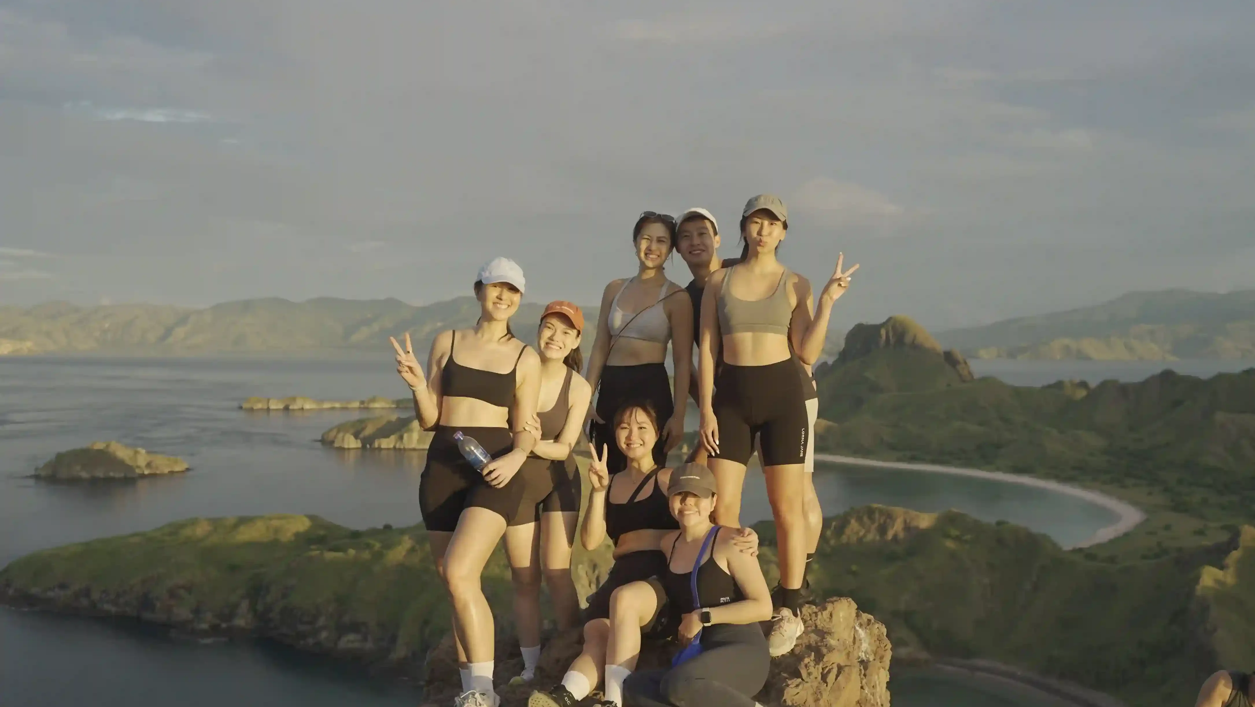 Island Hopping Labuan Bajo | Komodo Luxury