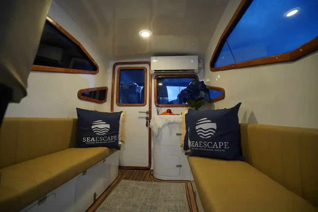 Sea Escape Aero Speeboat Charter Interior | Komodo Luxury