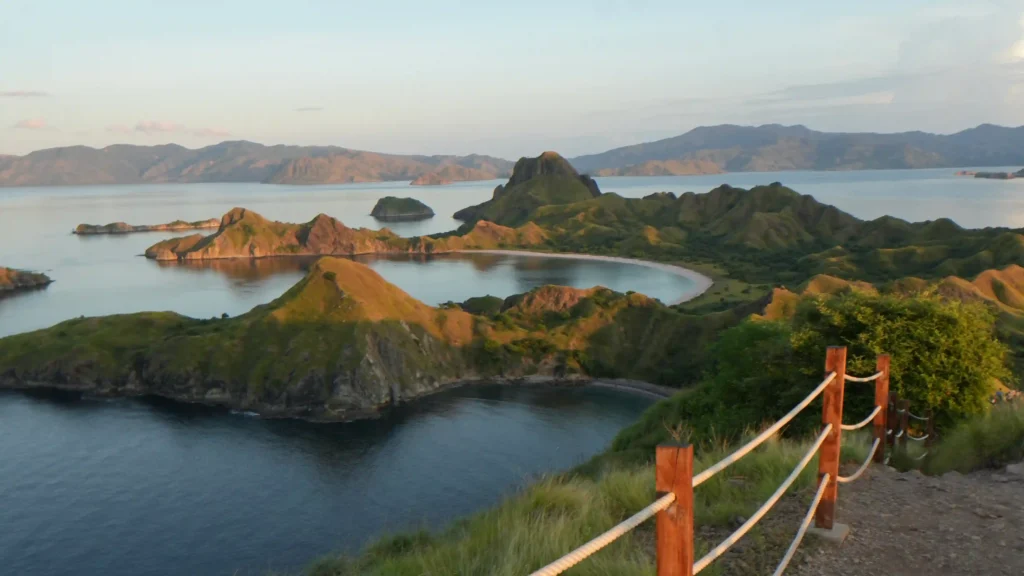 Padar Island | Komodo Yacht Charter | Komodo Luxury