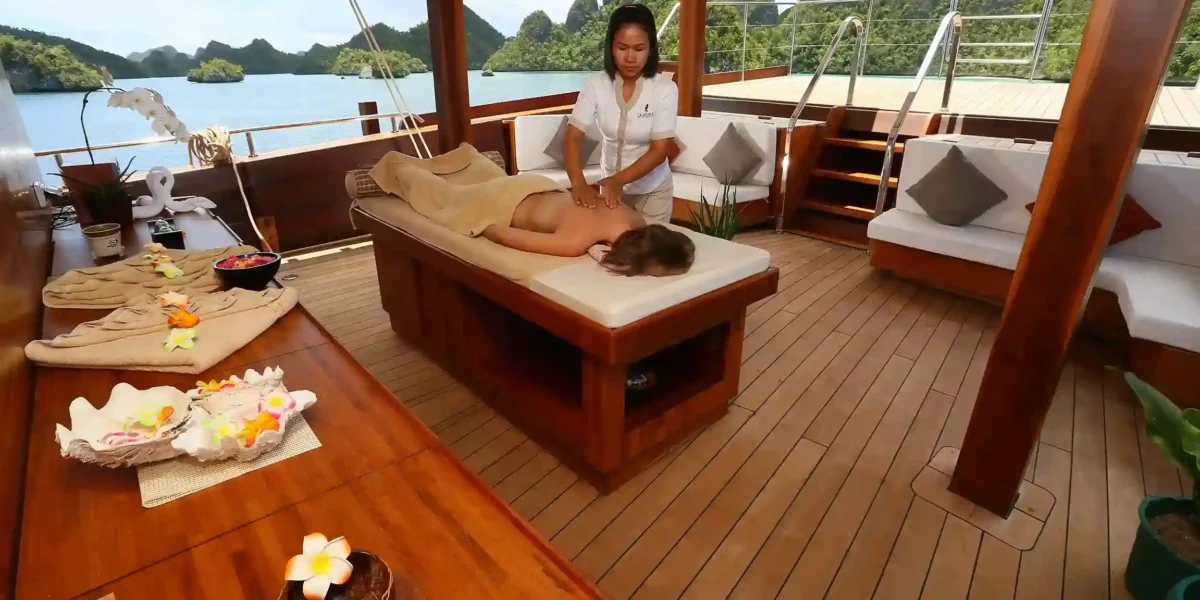 Lamima Boat Chater | Spa Wellness Yacht Charter Indonesia