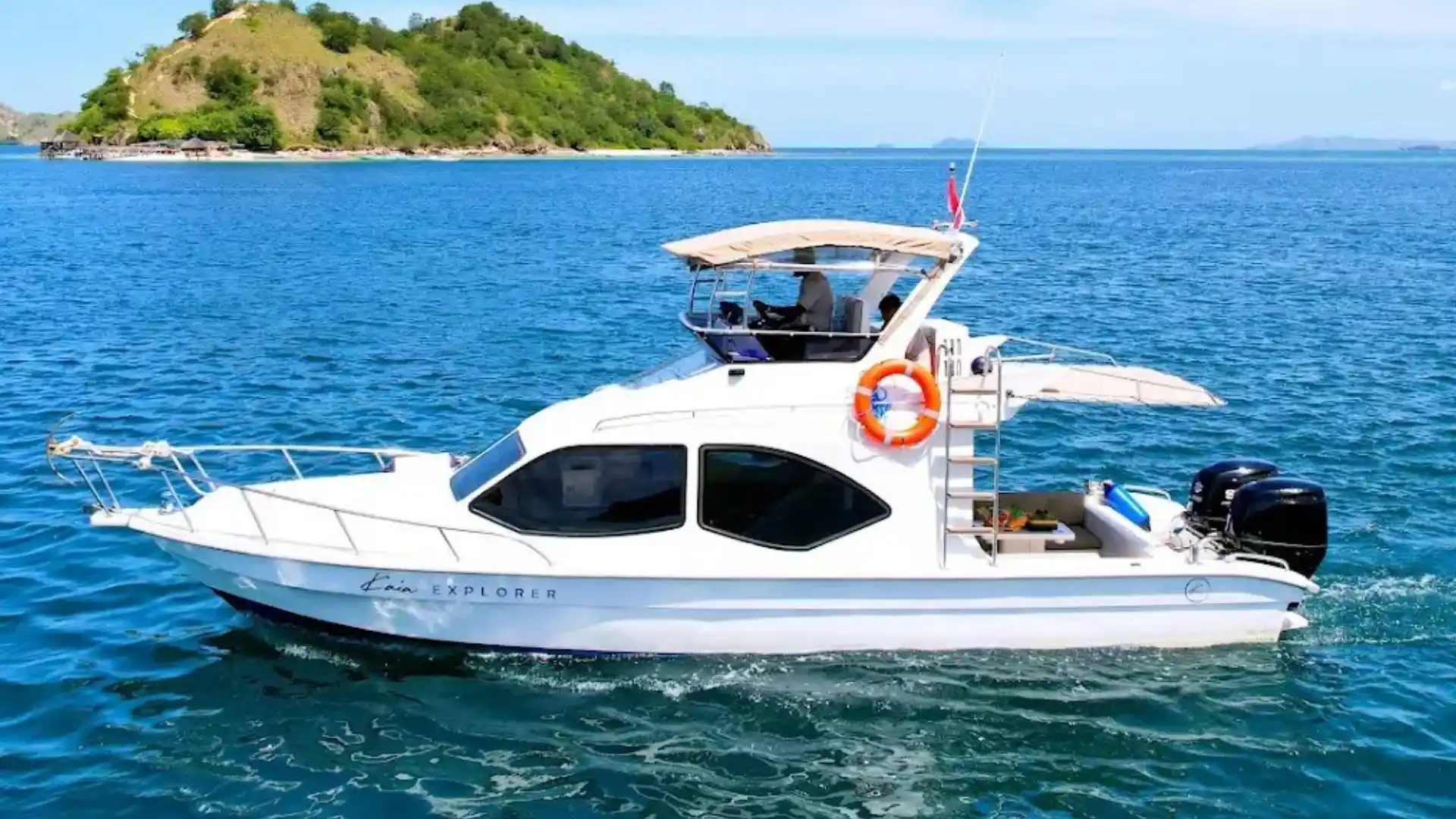 Kaia Explorer Exterior | Komodo Luxury